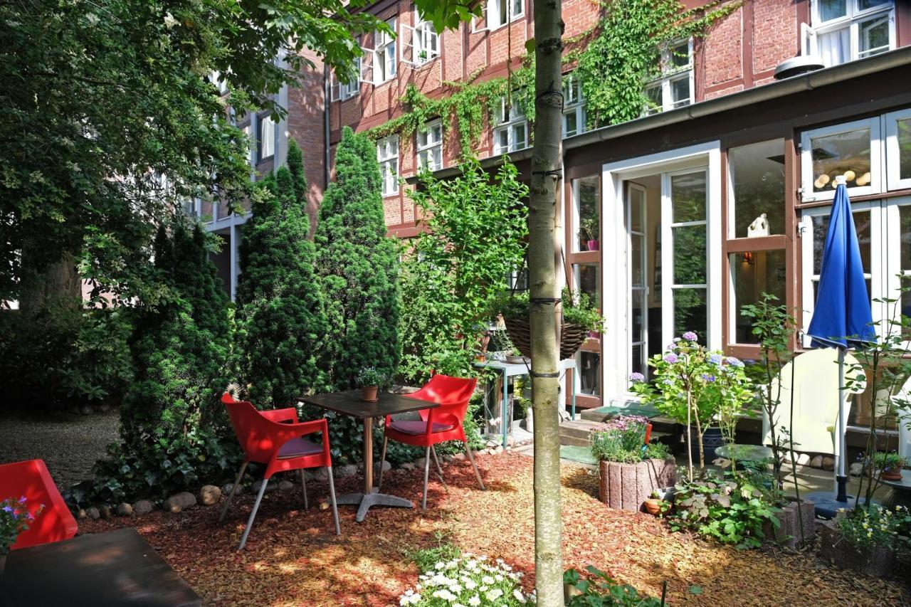 Frauenhotel Hanseatin - Women Only Hamburg Dış mekan fotoğraf